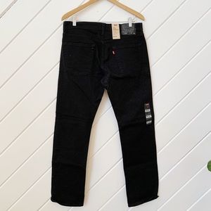 NWT LEVI 513 slim straight, 32x30